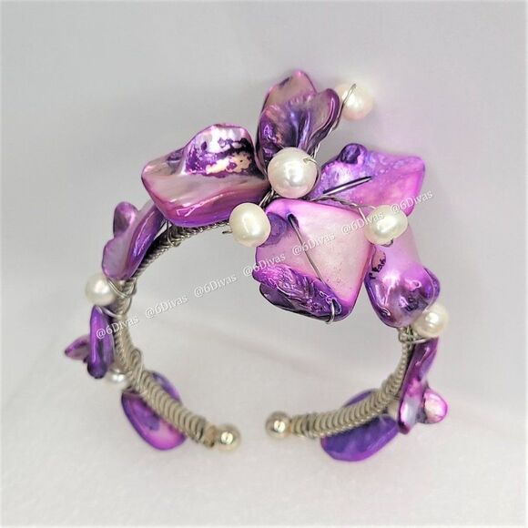 𝅺PURPLE Sea Shells and Pearls Floral Cuff Bracelet - Adjustable - Picture 1 of 9